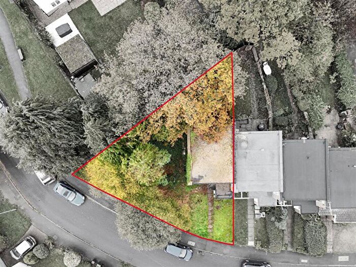 2 Bedroom End Of Terrace House For Sale In Eastmoor Park, Harpenden, AL5