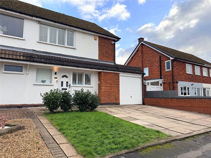 3 Bedroom Semi Detached House For Sale In Castle Drive, Coleshill, Birmingham, Warwickshire, B46