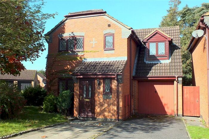 3 Bedroom Detached House To Rent In Manor Grove, St Neots, Cambs, PE19