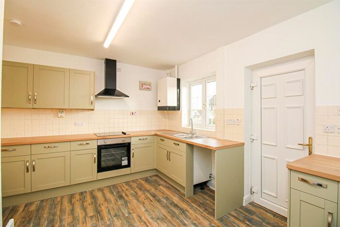 4 Bedroom Terraced House For Sale In Third Avenue, Upton, Pontefract, WF9