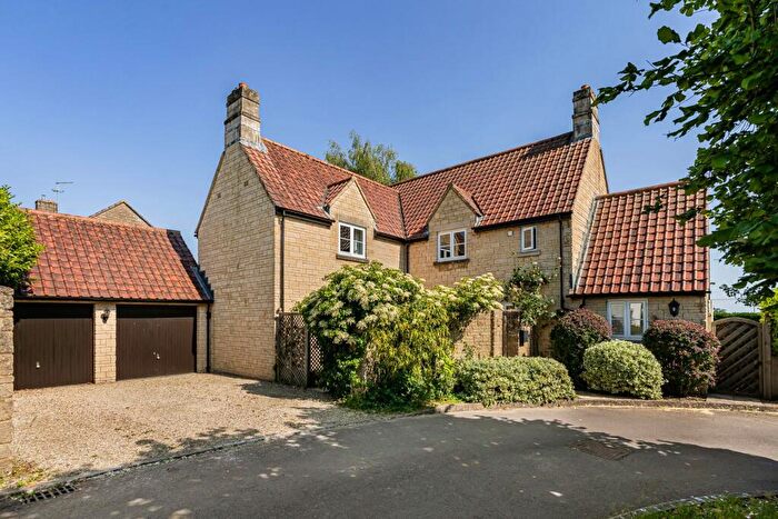 4 Bedroom Detached House For Sale In Chestnut Close, Acton Turville, Badminton, GL9