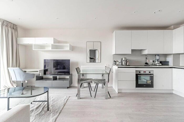 1 Bedroom Flat To Rent In Henry Strong Road, Harrow, HA1