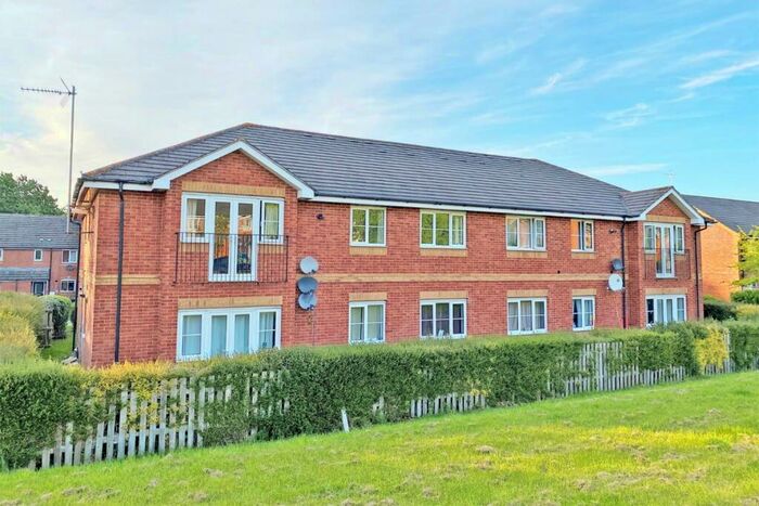2 Bedroom Apartment To Rent In Frederick Place, Wokingham, Berkshire, RG41