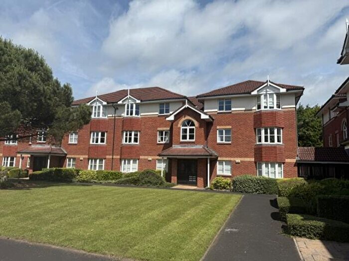 2 Bedroom Flat For Sale In Flat, Summerfield Village Court, Ringstead Drive, Wilmslow, Cheshire, SK9
