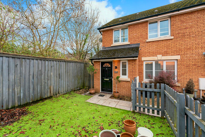 3 Bedroom End Of Terrace House To Rent In Maes Ifor, Taffs Well, CF15