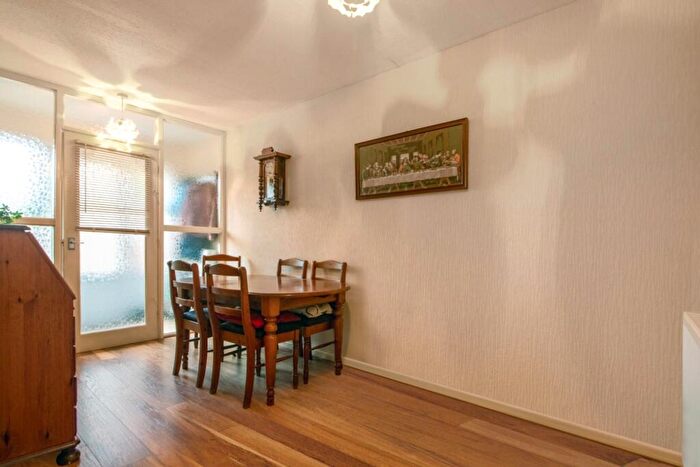 2 Bedroom Detached Bungalow For Sale In Burnham Avenue, Chilwell, Nottinghamshire, NG9