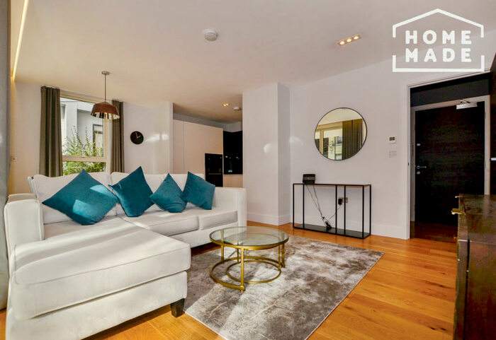 2 Bedroom Apartment To Rent In Halliford Street, London, N1