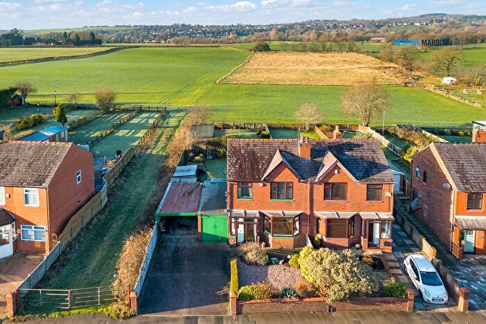 3 Bedroom Semi Detached House For Sale In Gathurst Road, Wigan, WN5