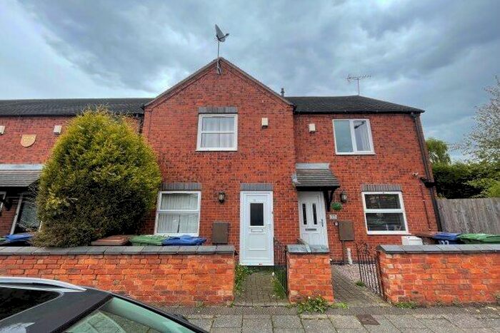 2 Bedroom Property To Rent In Broad Street, Cannock, WS11
