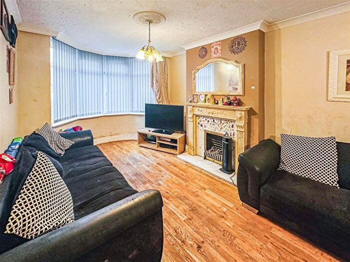 3 Bedroom Terraced House For Sale In Sewall Highway, Coventry, CV6