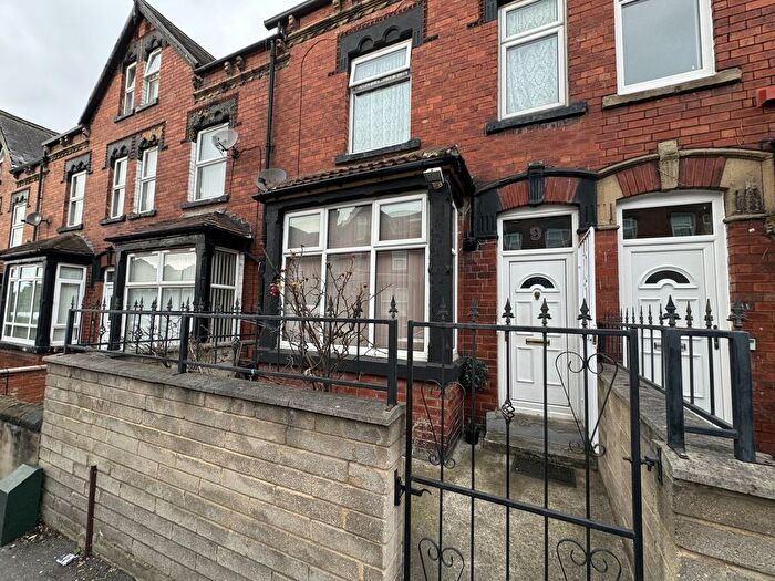 4 Bedroom Terraced House To Rent In Sandhurst Place, Leeds, West Yorkshire, LS8