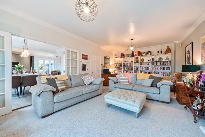 5 Bedroom Detached House For Sale In Sandford View, Newton Abbot, TQ12