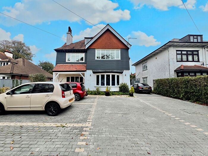 2 Bedroom Maisonette To Rent In Richmond Park Avenue, Bournemouth, BH8
