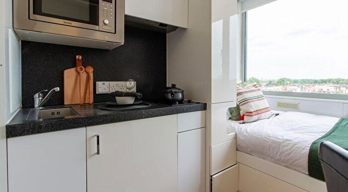 Studio To Rent In Manresa Road, London, SW3