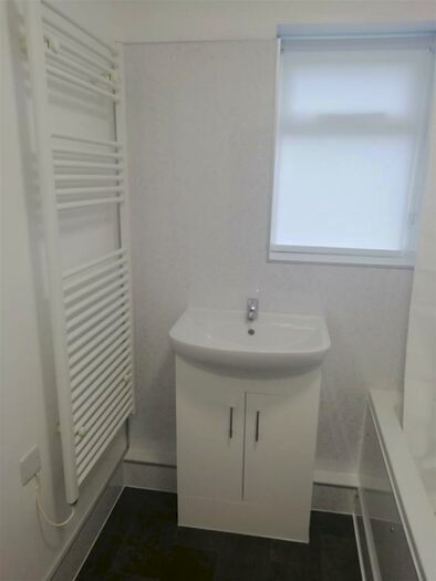 2 Bedroom House To Rent In Main Street, Caunton, Newark, NG23