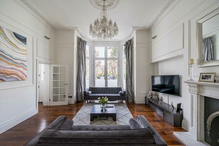 3 Bedroom Flat To Rent In Belsize Park Gardens London, NW3