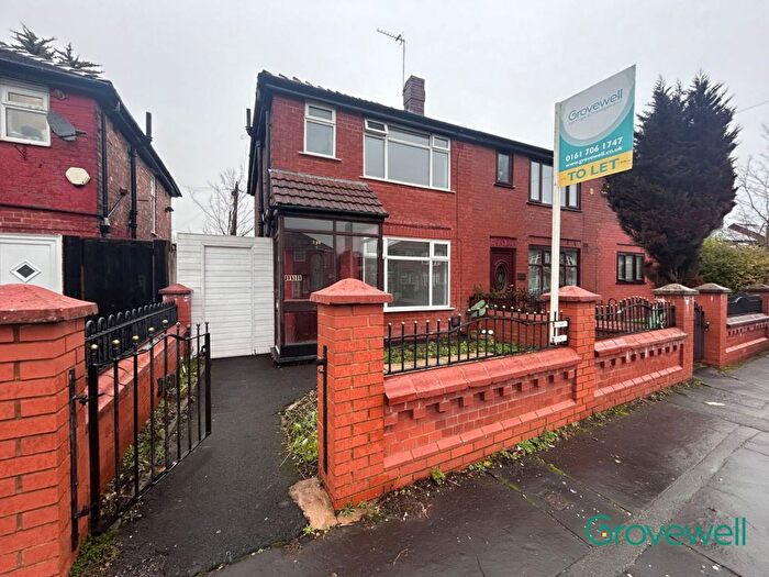 3 Bedroom Semi Detached House To Rent In Kenyon Lane, Manchester, M40