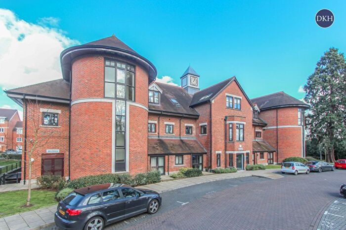 1 Bedroom Flat For Sale In Silas Court, Nascot Wood, Watford, Hertfordshire, WD17