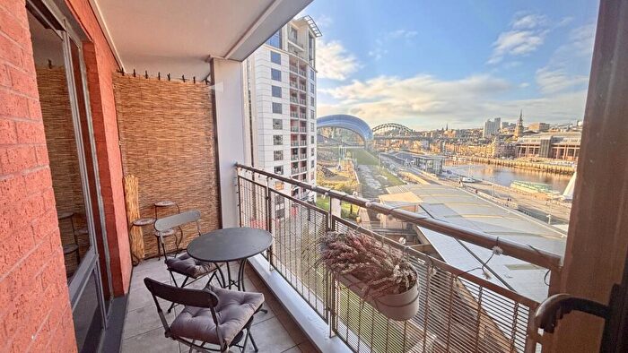 2 Bedroom Apartment To Rent In Baltic Quay, Gateshead Quayside, NE8