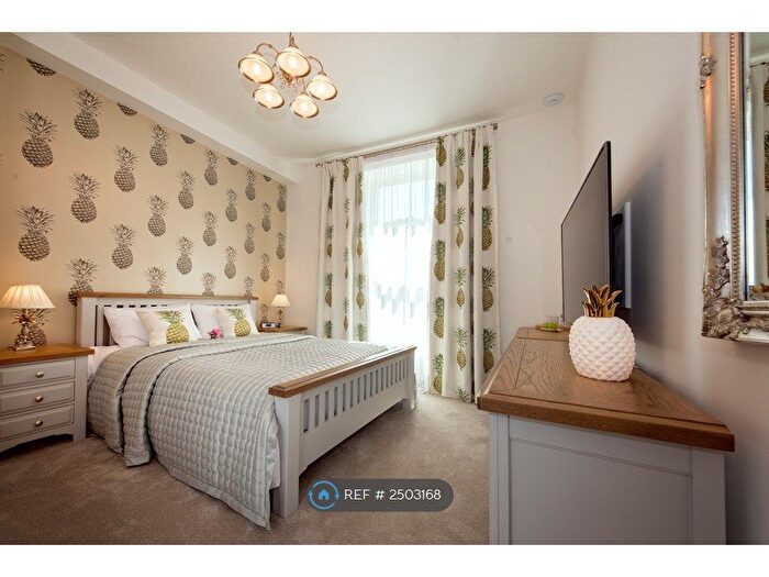 2 Bedroom Flat To Rent In Beechwood House, Headington, Oxford, OX3