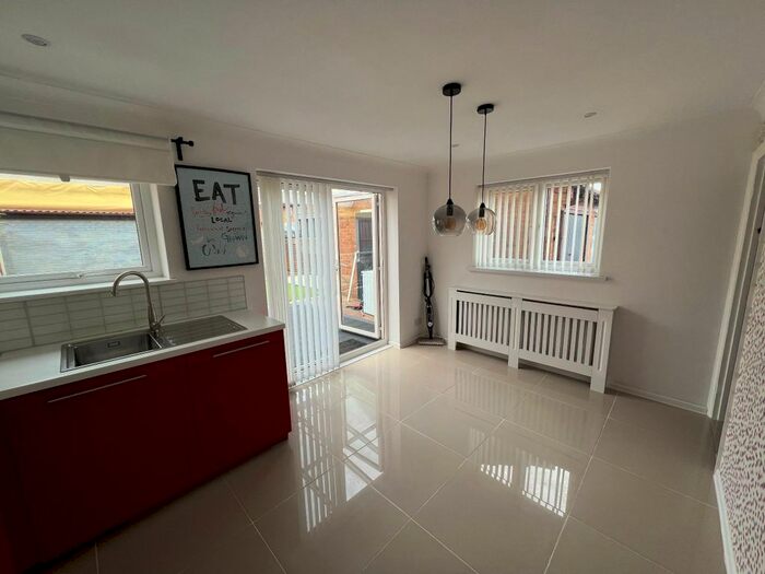 3 Bedroom Detached House To Rent In Langdyke, Peterborough, PE1