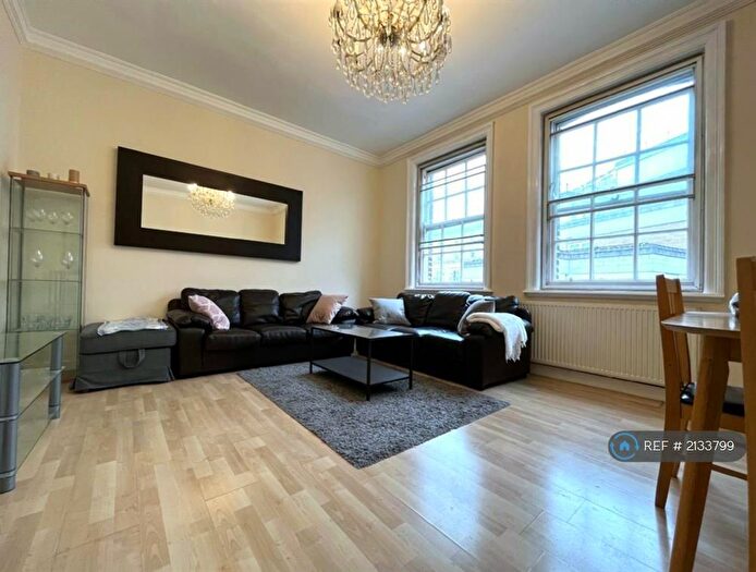 2 Bedroom Flat To Rent In Hanover Gate Mansions, London, NW1