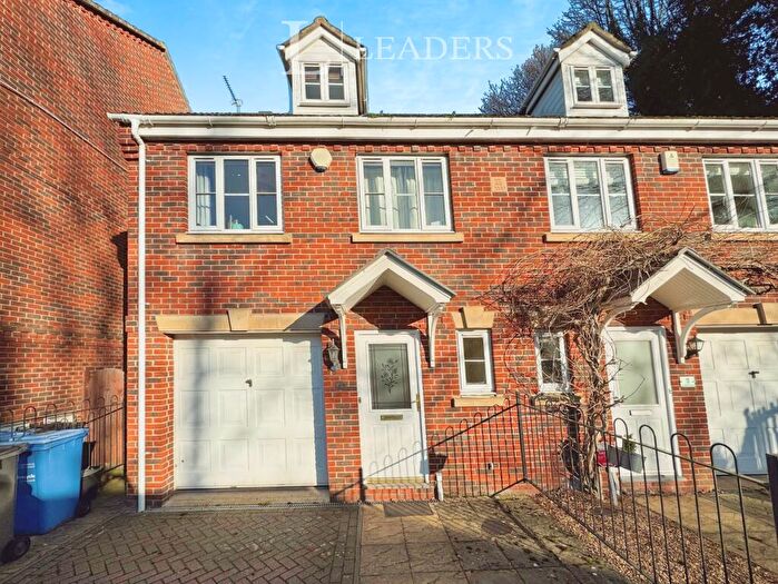3 Bedroom Town House To Rent In Lime Kiln Mews, Norwich, NR3