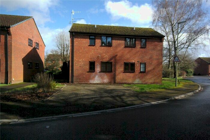 Studio To Rent In Knatchbull Close, Romsey, SO51