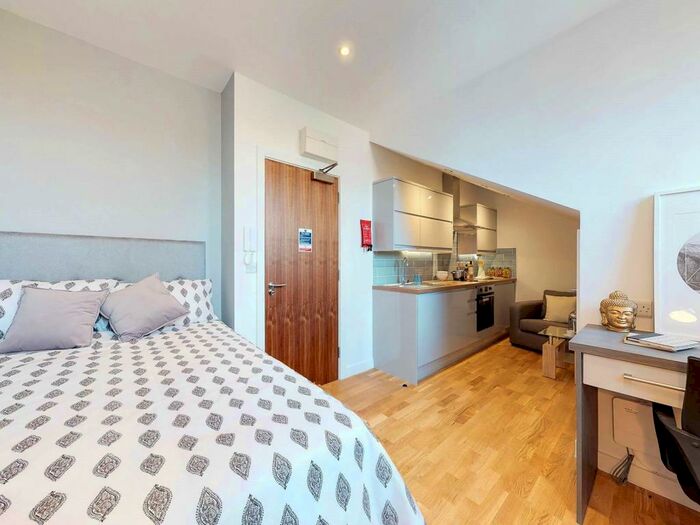 Studio To Rent In St Mary's Road, Sheffield, South Yorkshire, S2