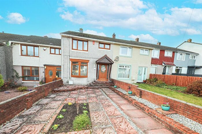 3 Bedroom Terraced House For Sale In Milnwood Court, Glenrothes, KY6
