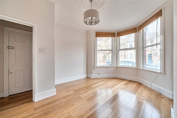 2 Bedroom Flat To Rent In Langham Road, South Tottenham, London, N15