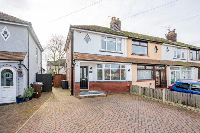 3 Bedroom Semi Detached House For Sale In Moss Road, Southport, PR8