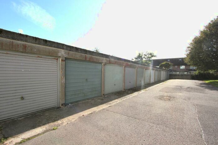 Garage / Parking To Rent In Grand Avenue, Worthing, BN11