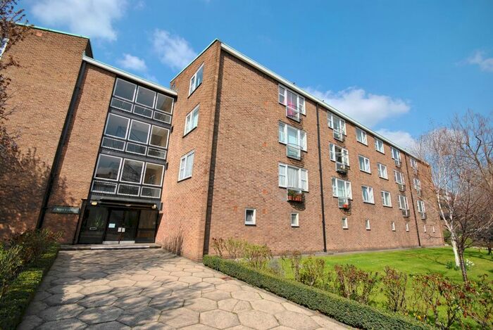 1 Bedroom Flat To Rent In Kennington Park Road, London, SE11