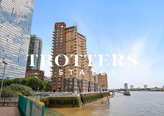 2 Bedroom Property To Rent In Quayside House, Westferry Road, London, E14