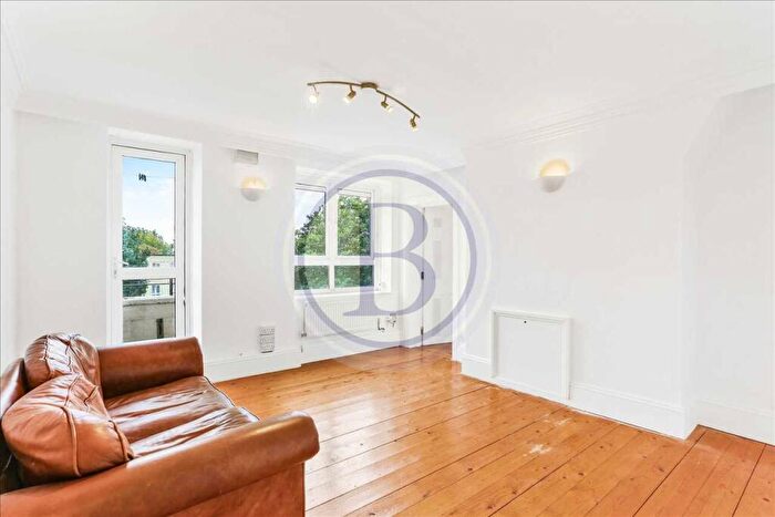 2 Bedroom Flat For Sale In Buckhurst House, Dalmeny Avenue, London, N7