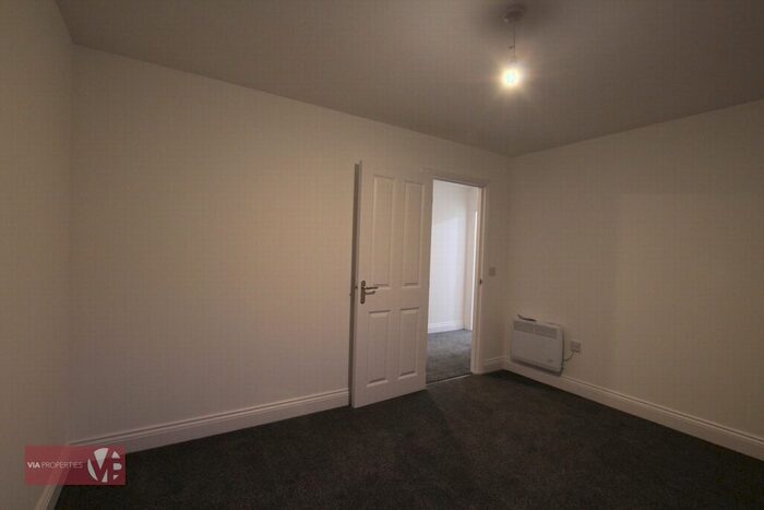 2 Bedroom Flat To Rent In Brewery Road, Hoddesdon, EN11