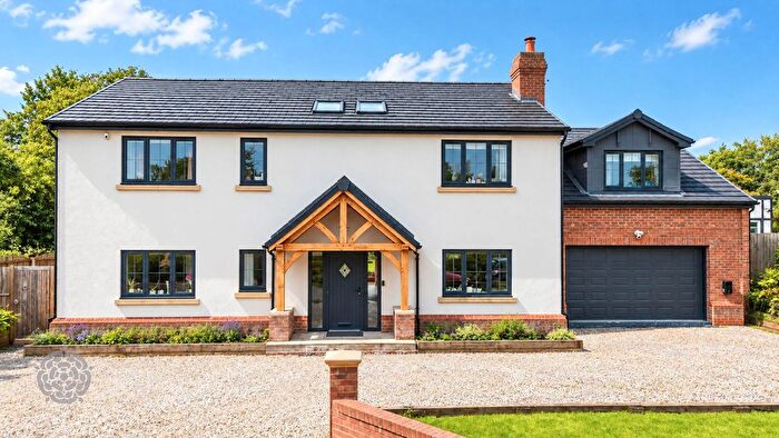 5 Bedroom Detached House For Sale In Heath Lane, Croft, WA3