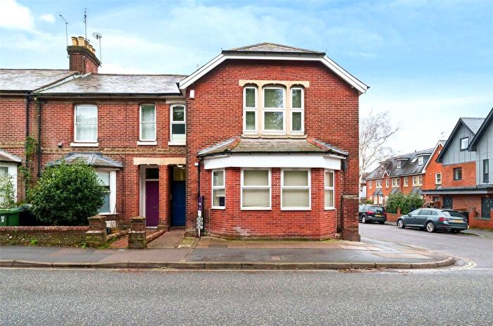 1 Bedroom Flat To Rent In Stockbridge Road, Winchester, Hampshire, SO22