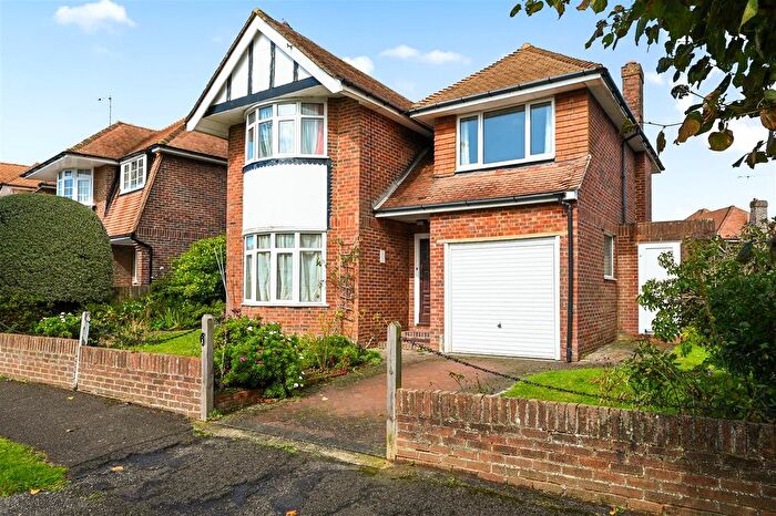 3 Bedroom Property For Sale In Glenleigh Avenue, Bexhill-On-Sea, TN39