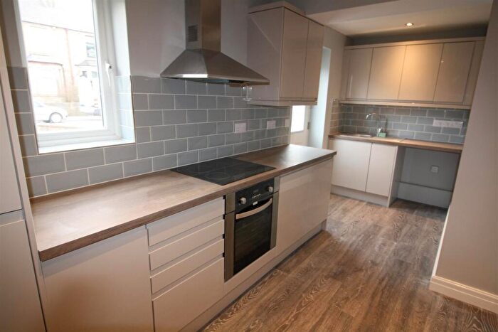 4 Bedroom Private Halls To Rent In Allandale Gardens, Lancaster, LA1