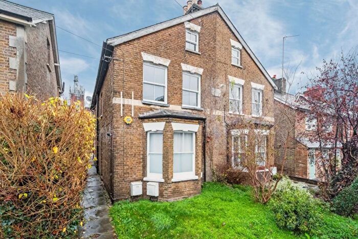 2 Bedroom Flat For Sale In High Street, Rickmansworth, WD3