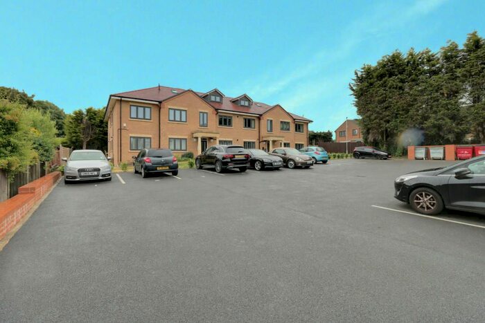 1 Bedroom Flat To Rent In Crawley Green Road, Luton, LU2