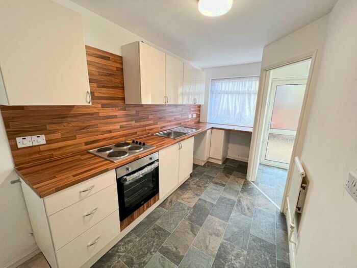 2 Bedroom House To Rent In Dorset Street, Hull, HU4