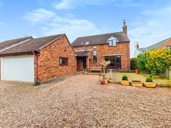 4 Bedroom Detached House For Sale In Well Lane, Tibthorpe, Driffield, YO25