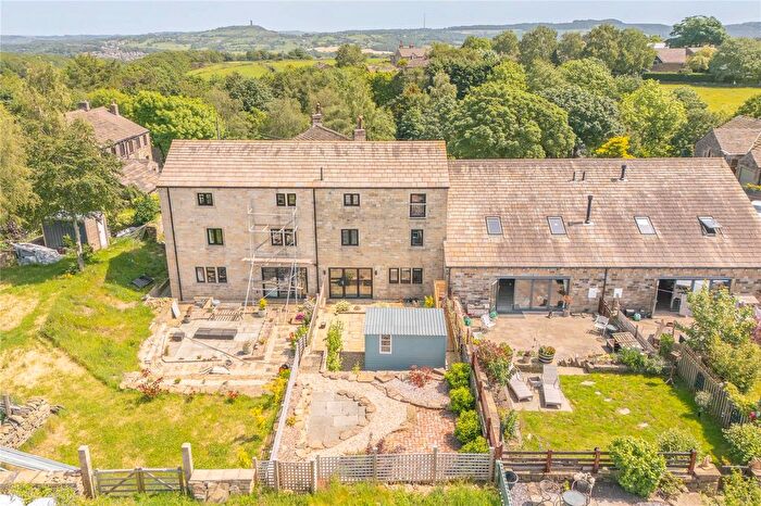 4 Bedroom Terraced House For Sale In School Hill, South Crosland, Huddersfield, HD4