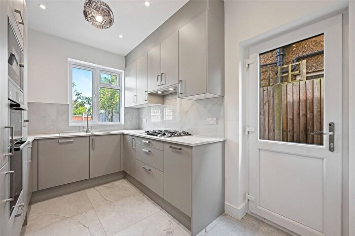 3 Bedroom Detached House To Rent In Oakington Avenue, Harrow, HA2