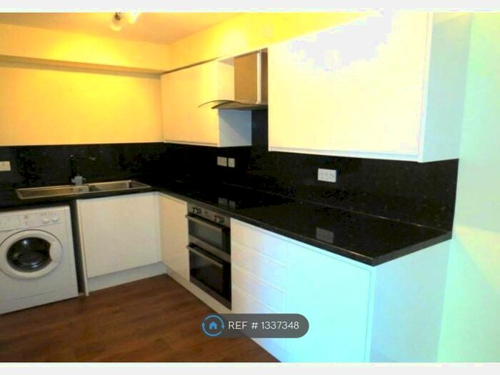 1 Bedroom Flat To Rent In Mckinlay Court, Welling, DA16