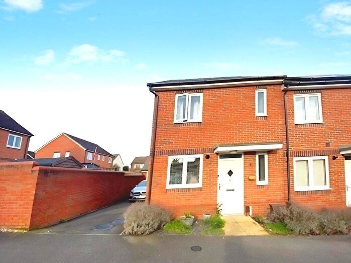 3 Bedroom Semi Detached House To Rent In Edison Drive, Rugby, CV21