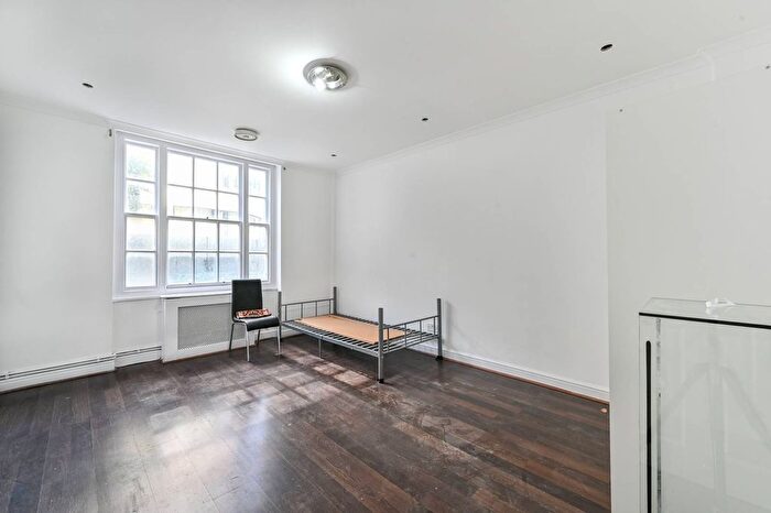 1 Bedroom Flat To Rent In Great Cumberland Place, Marylebone, London, W1H